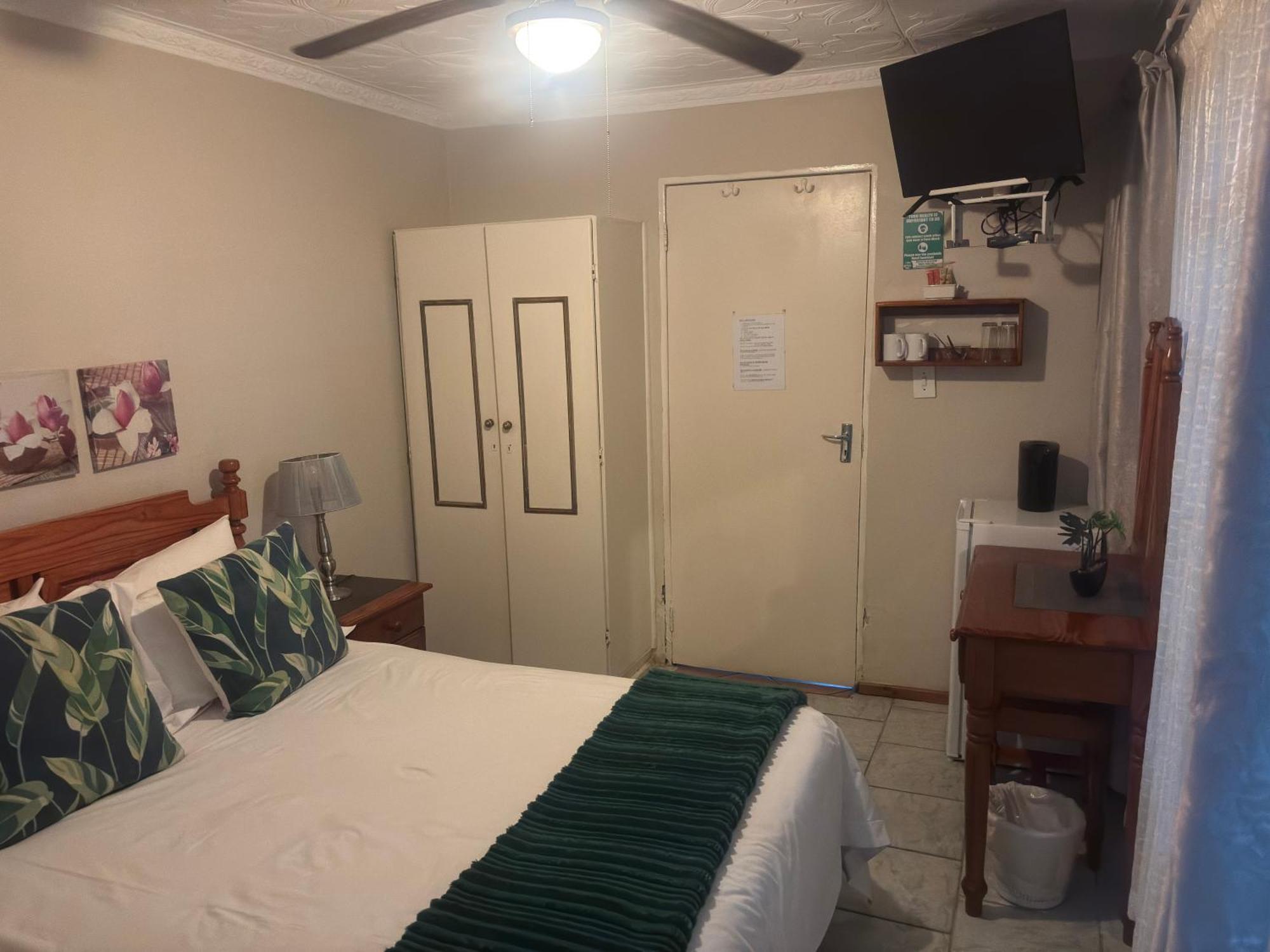 Rita'S Guesthouse Cc Vryheid Exterior foto