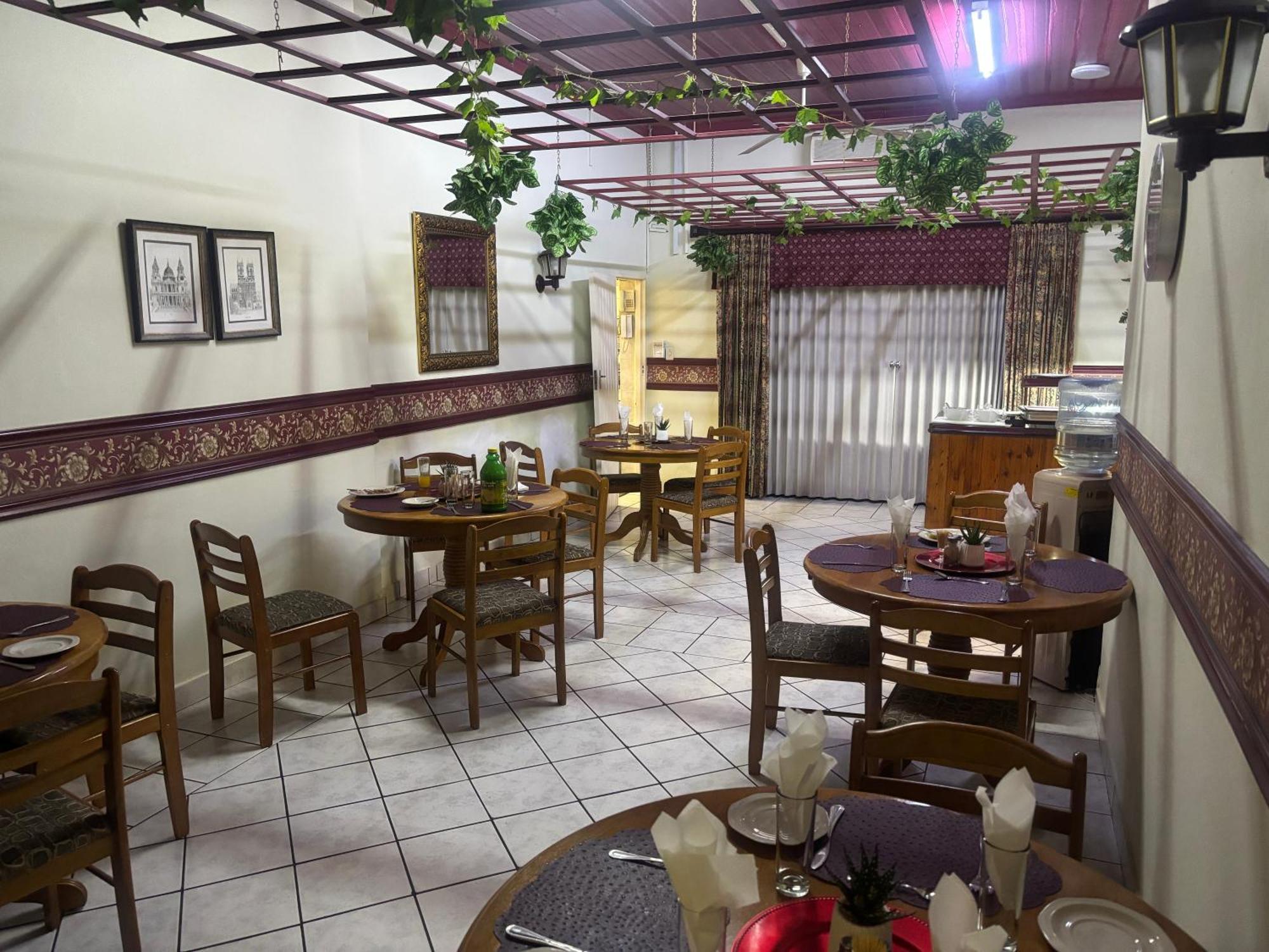 Rita'S Guesthouse Cc Vryheid Exterior foto